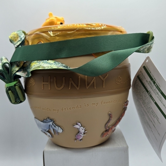Disney TDR Winnie the Pooh & Honey Pot Popcorn Bucket - Picture 9 of 12